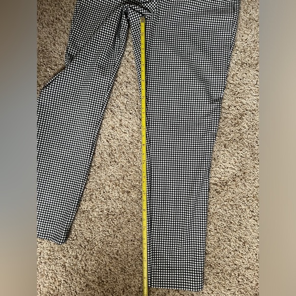 White House Black Market Gingham Tapered Ankle Pants - Picture 9 of 10